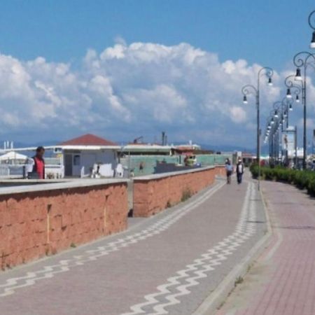 דירות פיומיצ'ינו Sea Breeze House מראה חיצוני תמונה