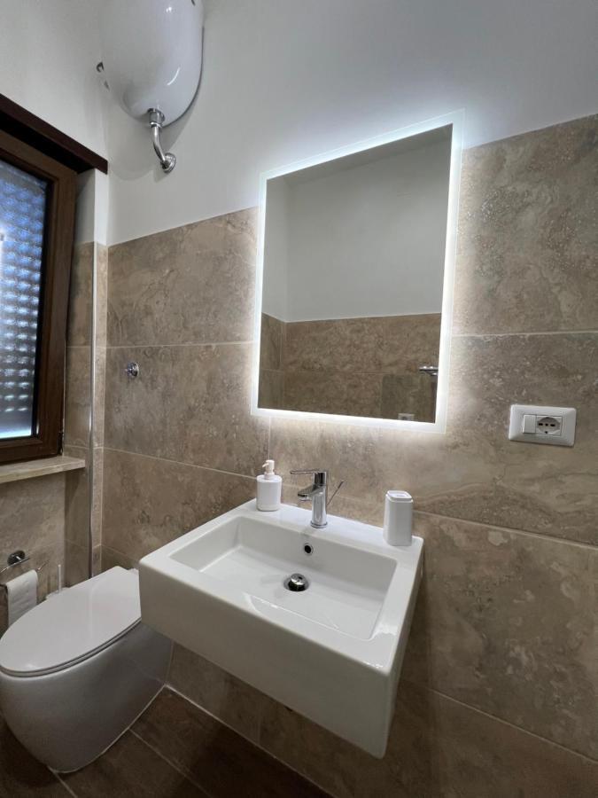 דירות פיומיצ'ינו Sea Breeze House מראה חיצוני תמונה