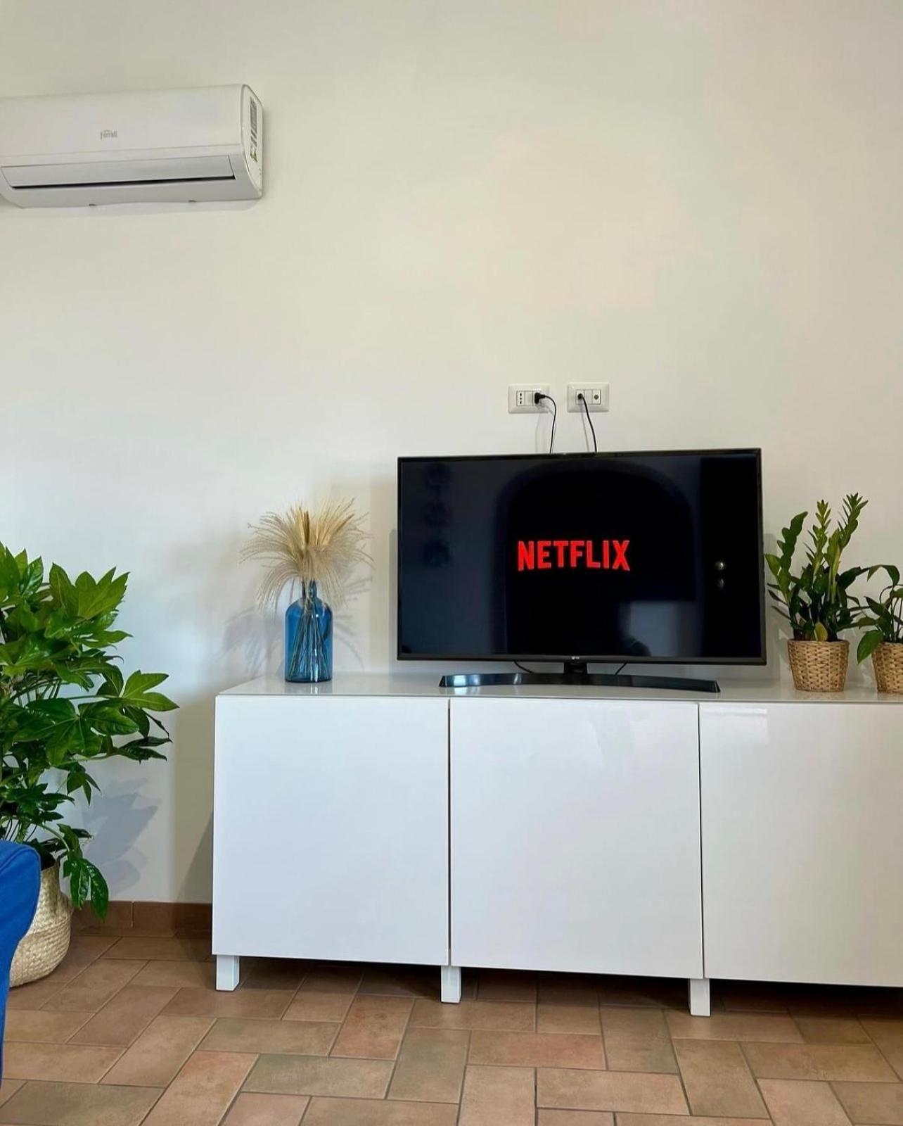 דירות פיומיצ'ינו Sea Breeze House מראה חיצוני תמונה